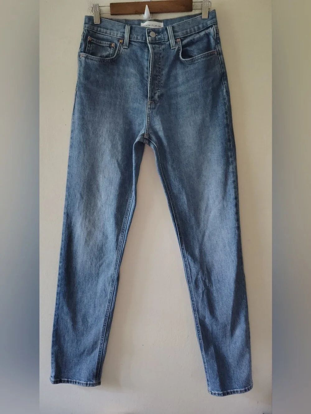 Aritzia Denim Forum 90s Hi-Rise Drainpipe Slim Jeans 28 Button Fly Straight
